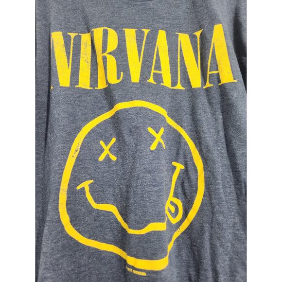Nirvana Graphic T-Shirt - Women's Medium - Band Tee - Picture 4 of 4